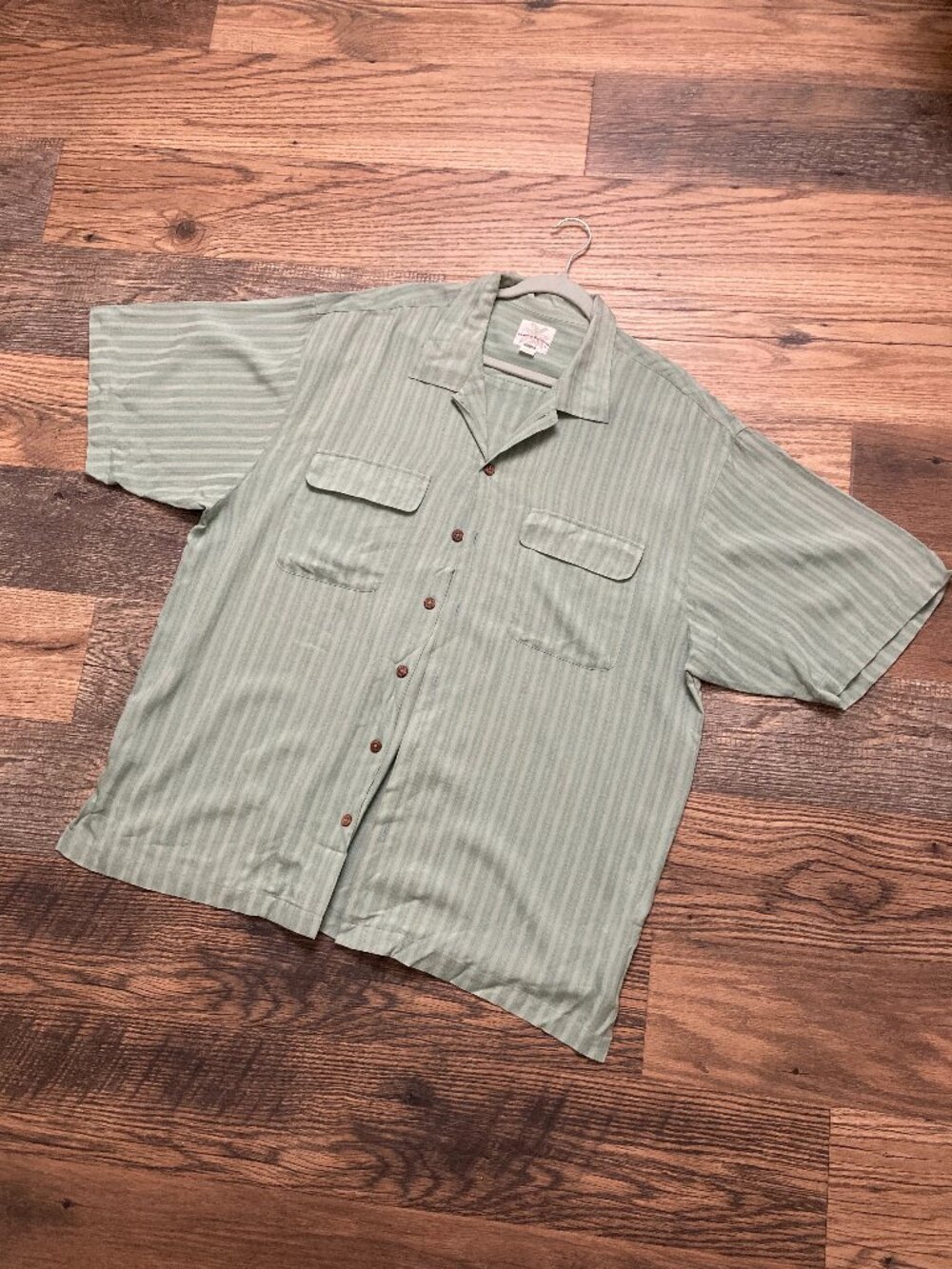 Tommy Bahama 100%Silk Shirt Mens XL Green Short Sleeve Button Up